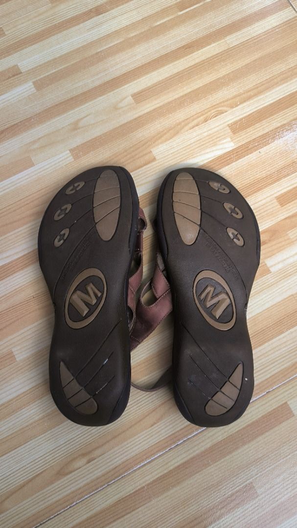 Merrell agave sandal (Category: Flats & Sandals) located in Caloocan City. Submitted by royalowl-888 (Listing ID 1413081638, Image 3). Description: Merrell agave sandals womens Hiking outdoors brown leather Size US 10 UK 8 EUR 41 Like new no issue no heel drag.