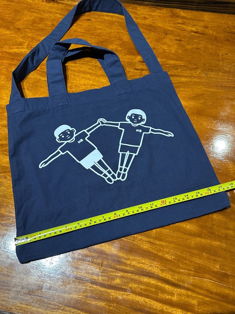 New Balance 2-way tote bag (Category: Tote Bags) located in Angeles City. Submitted by mmolinaaaa (Listing ID 1413218032, Image 3). Description: New Balance x Noritake NB Boy 2-way tote bag Korea release Used 3x; like new Angeles City, Pampanga meetups or shipping.