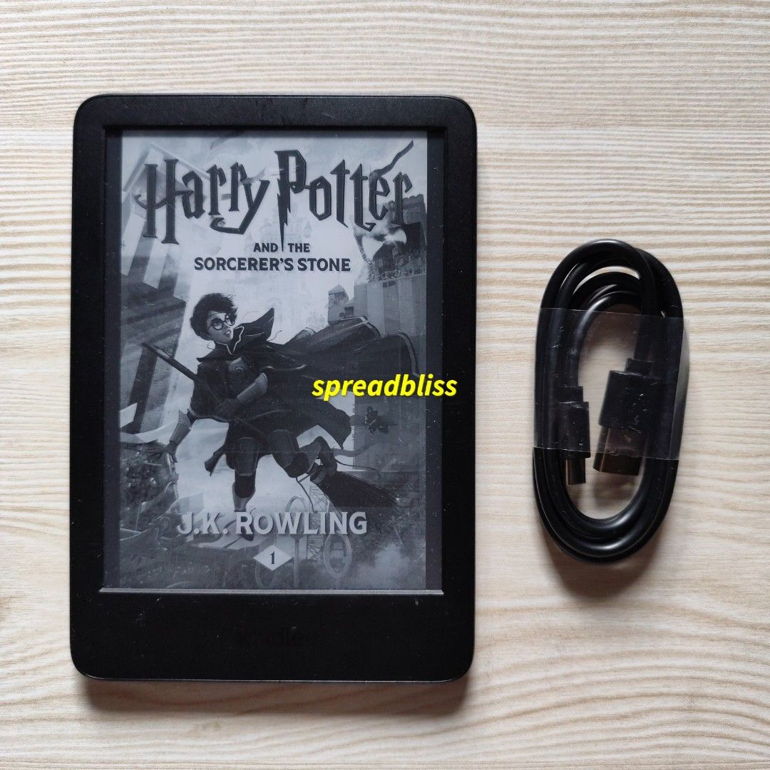 No Ads Kindle Basic 2024 Black 16gb (Category: E-Readers) located in Manila. Submitted by spreadbliss (Listing ID 1413066655, Image 2). Description: KINDLE BASIC 2024 Black 16gb Preloved No ads With small scratch on screen, minor flaws on body Flaws can be covered by screen protector and skin Inclusions: Unit, cable, free stickers 📌 Manila MOD: Grab, Lalamove, J&T, LBC, etc. MOP: COD/COP, GCash, Maya, bank transfer No lowballers pls. Thank you. 