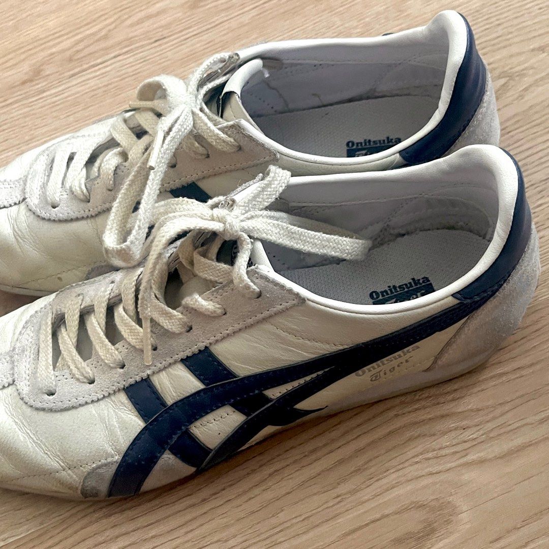 Onitsuka Tiger Track Trainer Blue/White (Category: Sneakers) located in Taytay. Submitted by gablo (Listing ID 1413083402, Image 2). Description: .