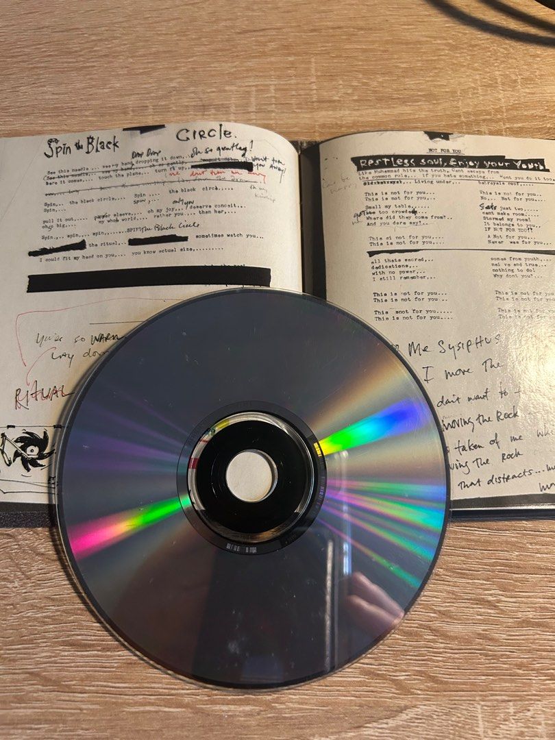 Pearl Jam - Vitalogy CD (Category: CDs & DVDs) located in Pasig City. Submitted by mr_declutterer (Listing ID 1413106356, Image 3). Description: Decluterring! Orig cd with case and album cover. CD has scratches but does not skip. Pay via Gcash or bank transfer (bpi or bdo). Shipping cost not yet included..