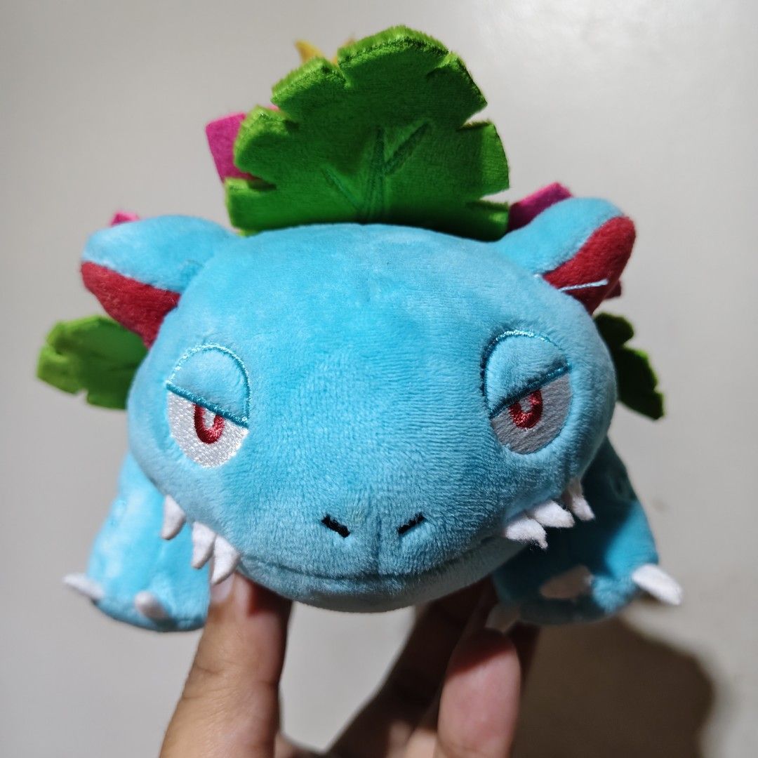 Pokemon Center Venusaur Plush (Category: Plushies & Soft Toys) located in Manila. Submitted by gorzuzofficial (Listing ID 1413204311, Image 1). Description: MOP: Gcash MOD: J&T.