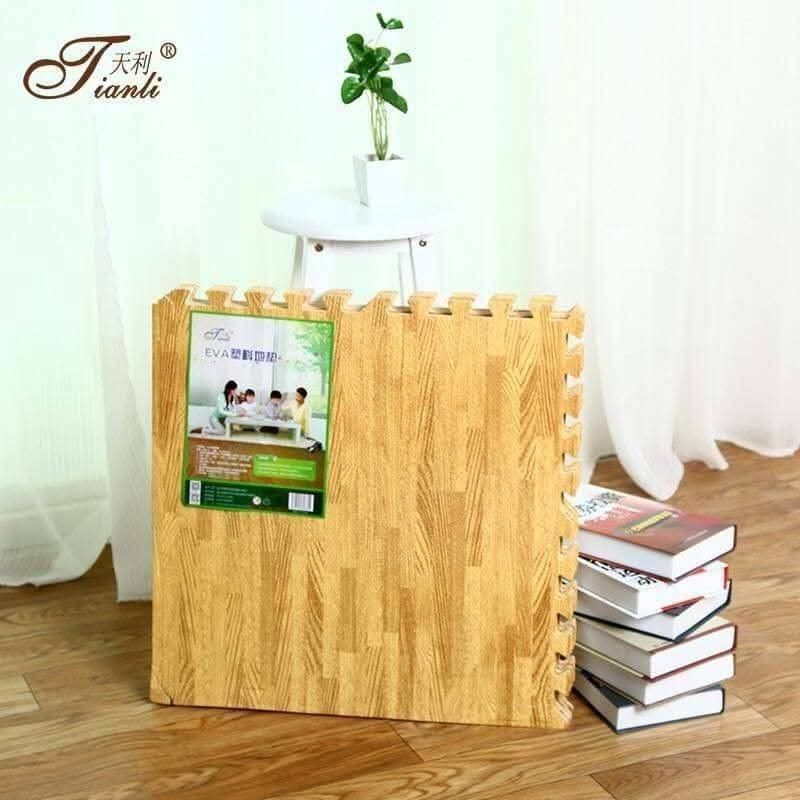 Puzzle mat wooden 60x60cm (Category: Other Sports Equipment and Supplies) located in Manila. Submitted by lyfrancois14 (Listing ID 1413088531, Image 2). Description: .