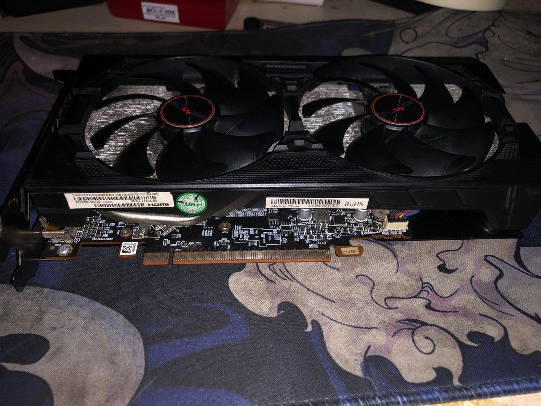 RX 5600XT 6GB (Category: Computer Parts) located in Manila. Submitted by thirteenk (Listing ID 1413046111, Image 2). Description: Issue no display pero naikot yung fan kayo nalang magpaayos minsan may display minsan wala.