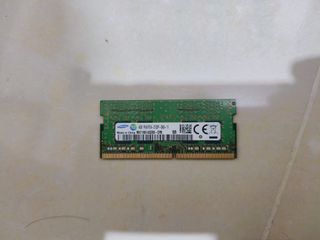 Samsung DDR4-4GB