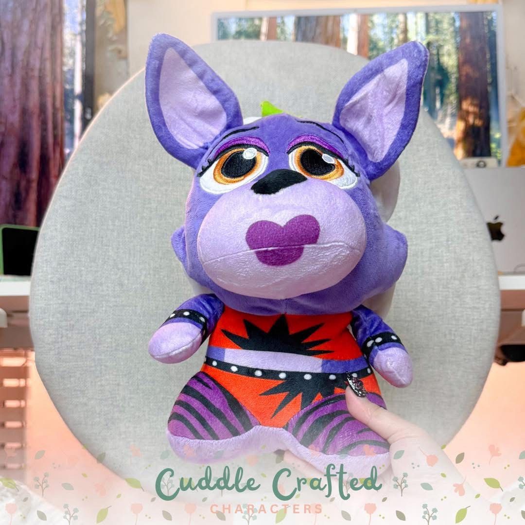 [SECURITY BREACH] FNAF Five Nights at Freddys, Roxanne Wolf (Category: Figurines & Statues) located in Borongan. Submitted by cuddlecraftedcharacters (Listing ID 1413194714, Image 1). Description: THINGS TO NOTE BEFORE MAKING A PURCHASE: **PRICES ARE NO LONGER NEGOTIABLE | NO BUNDLE PRICE | NO MORE HAGGLING **PLEASE MANAGE YOUR EXPECTATIONS - THESE ARE ALL THRIFTED ITEMS **straight from the box - NEED WASH ⚠️ Some items’ authenticity cannot be gu