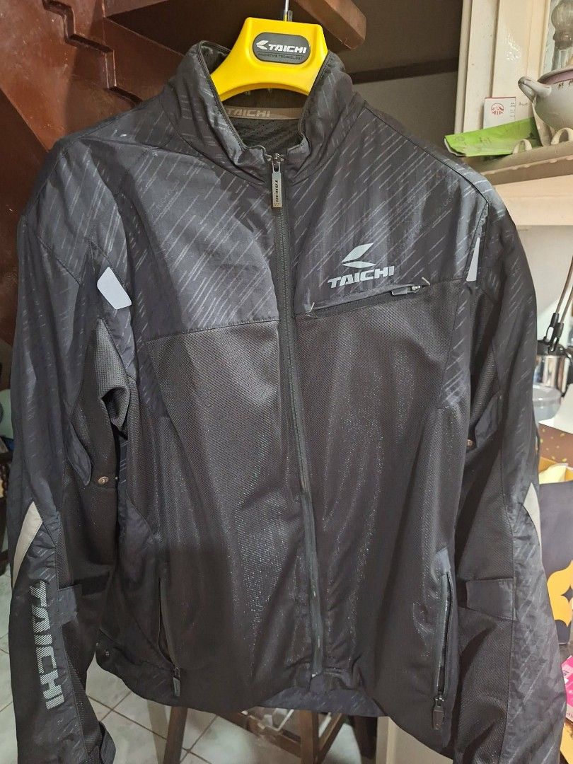 Taichi Motorcycle Jacket JP 3XL (Category: Coats, Jackets and Outerwear) located in Manila. Submitted by cecile.talisic (Listing ID 1413179514, Image 3). Description: - Taichi motorcycle jacket - Size: JP 3XL - Color: Black - Features the Taichi logo - Designed for motorcycle enthusiasts - Innovative Technology since 1975.