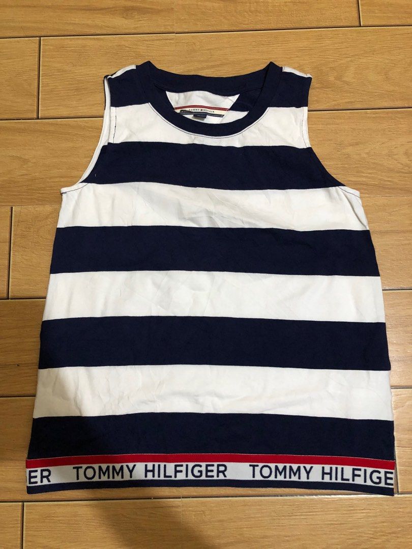 Tommy Hilfiger (Category: Sleeveless) located in Virac. Submitted by valll_ (Listing ID 1413191415, Image 1). Description: Tommy hilfiger Size XXS Dimes 16 x 20.5 No issue Excellent .