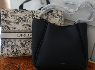 (Kategori: ) berada di . Dikirim oleh rahtanyaz (ID iklan 1413042196, Gambar 1). Deskripsi: .