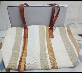 (Kategori: ) berada di . Dikirim oleh rahtanyaz (ID iklan 1413046056, Gambar 1). Deskripsi: .