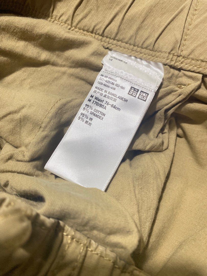 Uniqlo Cargo Shorts Khaki (Category: Shorts) located in San Jose del Monte. Submitted by stacezy (Listing ID 1413152791, Image 3). Description: Uniqlo Cargo Shorts Khaki Waist - 33 Inch Length - 29 Inch PHP185 + Shipping Fee Color may vary due to lighting .
