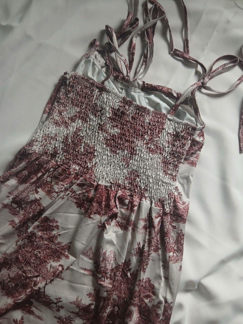 Vintage print cami maxi dress (Category: Dresses) located in Manila. Submitted by eriovely (Listing ID 1413116608, Image 2). Description: ₱170 ○ used once ○ no issues ○ no ww pic ○ S - M size.