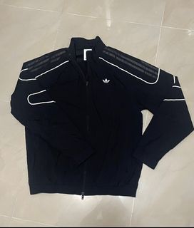 （分類：）位於 。 由 ericnggggg 提交（商品編號 1416756925，圖片 1）。簡介： 。