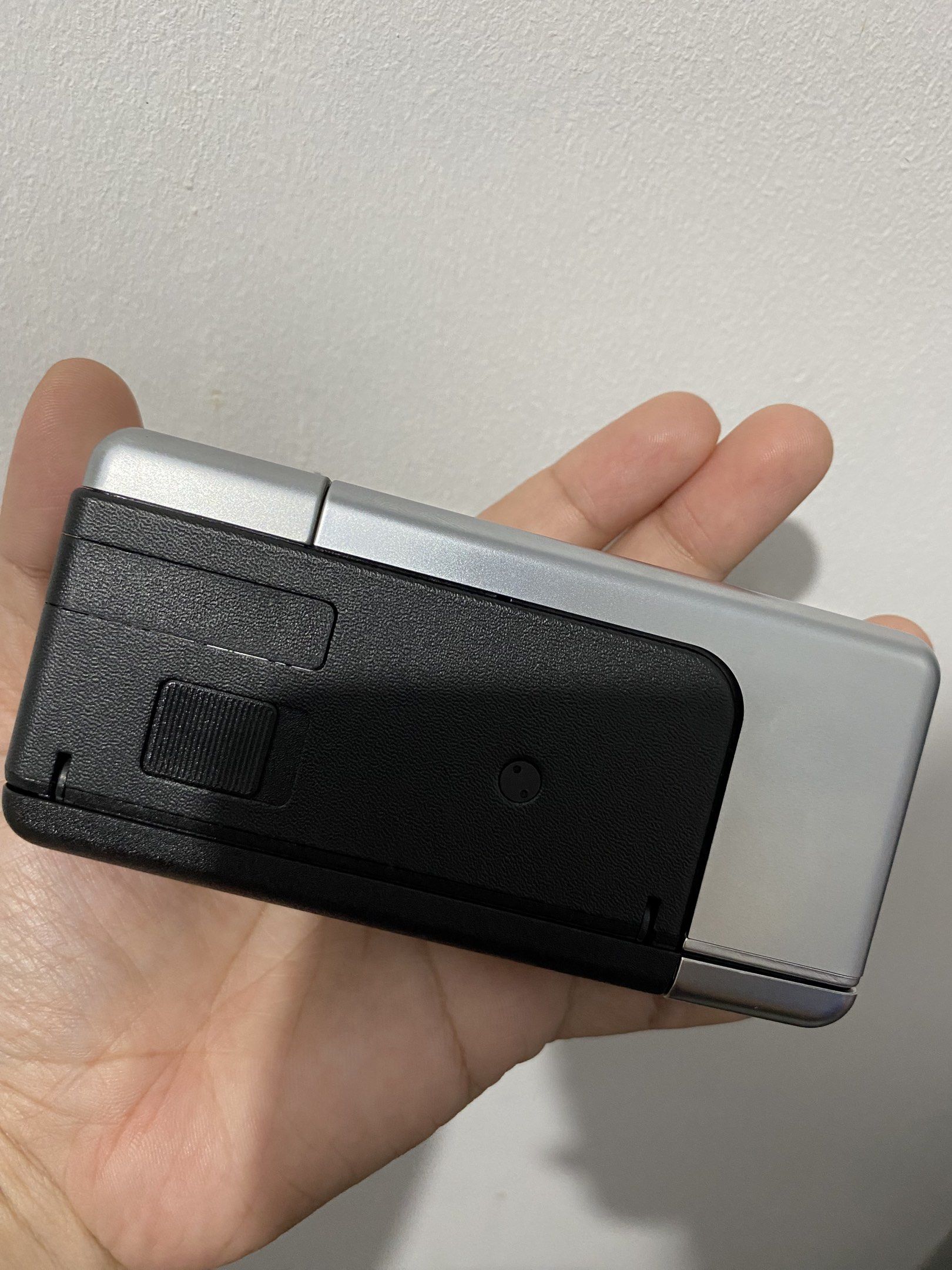 Agfa Agfamatic 4000 Sensor Film Camera (Category: Cameras) located in Cavite. Submitted by dumpxpotato (Listing ID 1416698443, Image 2). Description: Agfamatic 4000 Film Camera – Untested (no film to test) – All buttons are responsive – Sold as is / as shown ❗️This is a preloved camera, so please manage your expectations. these items have been tested several times to ensure that it is working properly according to our claims. strictly no return n