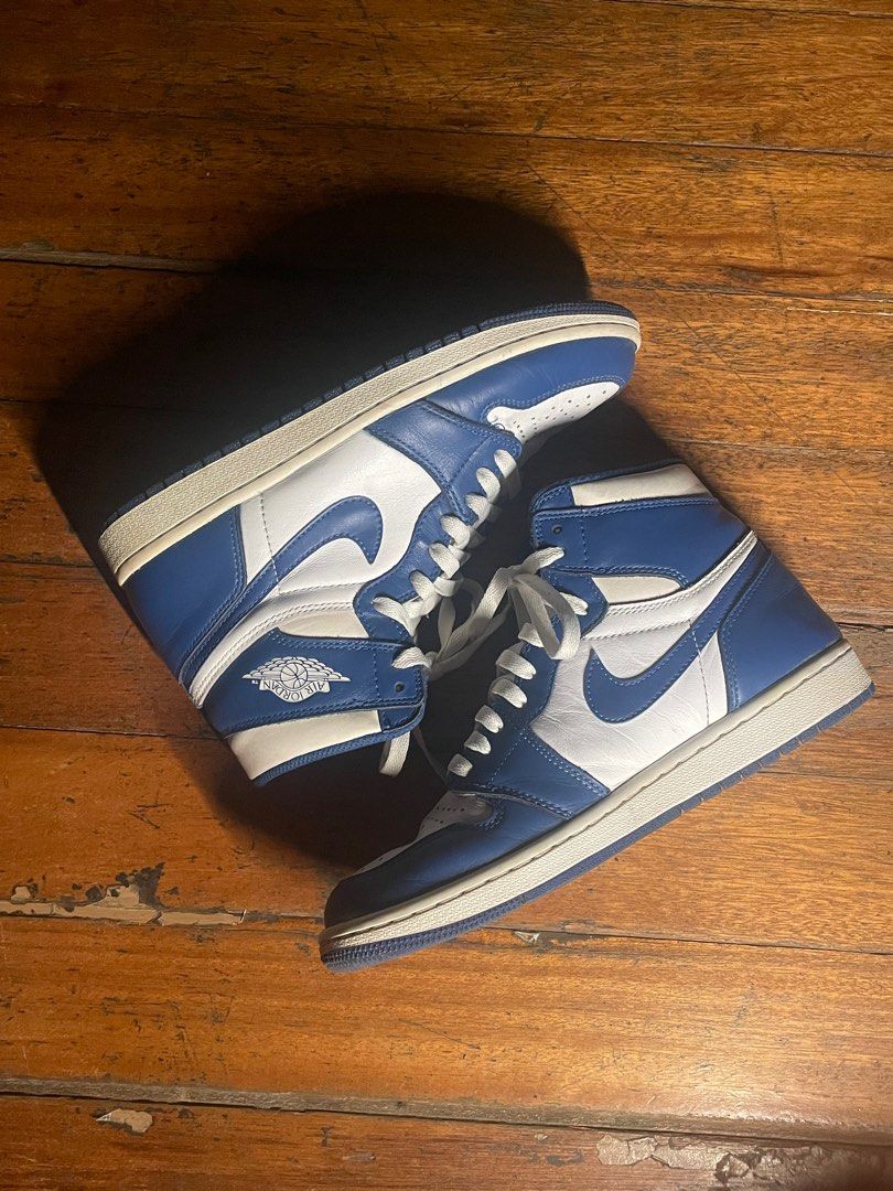 Air Jordan 1 Storm Blue 2016 (Category: Sneakers) located in Manila. Submitted by marcuspas34404 (Listing ID 1416799956, Image 2). Description: Pair only STEAL Jordan 1 High OG ‘Storm Blue’ 2016 ₱1,800 only Minimal drags Needs reglue but wearable Purchased from copgarden .