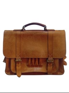 (Category: ) located in . Submitted by leenary.store (Listing ID 1416685611, Image 1). Description: .