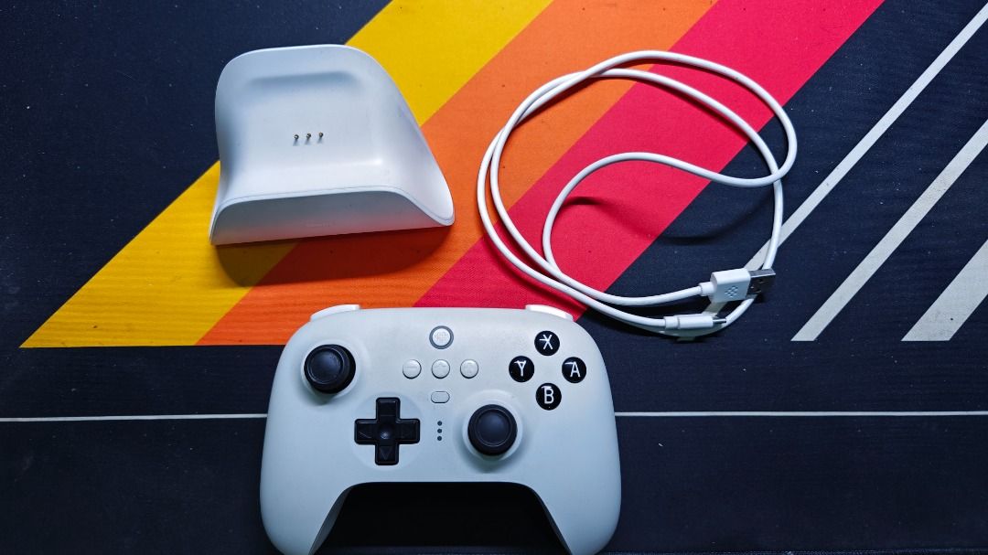 BROKEN 8BitDo Ultimate Bluetooth Controller, Video Gaming, Gaming ...