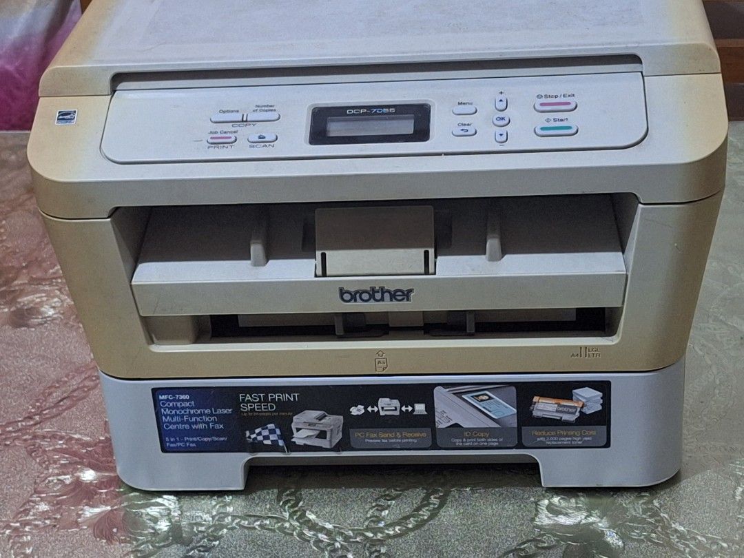 Brother DCP-7055 Printer (Category: Printers, Scanners & Copiers) located in Caloocan City. Submitted by marrjun (Listing ID 1416650181, Image 1). Description: - Brother DCP-7055 Monochrome Laser Printer - Multi-function: Print, Copy, Scan, Fax - Fast print speeds - Compact design - User-friendly control panel Contact 09665690385.