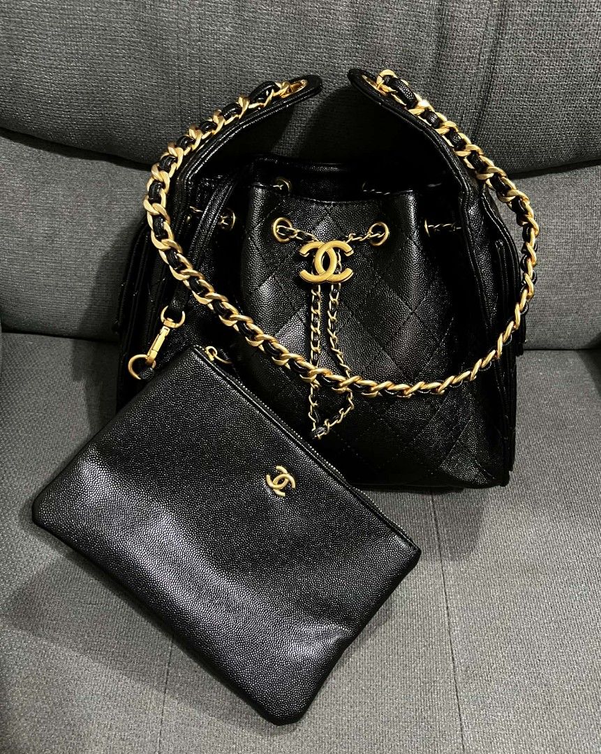 Chane 25 Caviar Medium Hobo Bag (Category: Luxury Bags & Wallets) located in Quezon City. Submitted by luxxechic (Listing ID 1416704049, Image 1). Description: with holo sticker code with microchip caviar leather with pouch with dust bag good as new Japan preloved mop: gcash.
