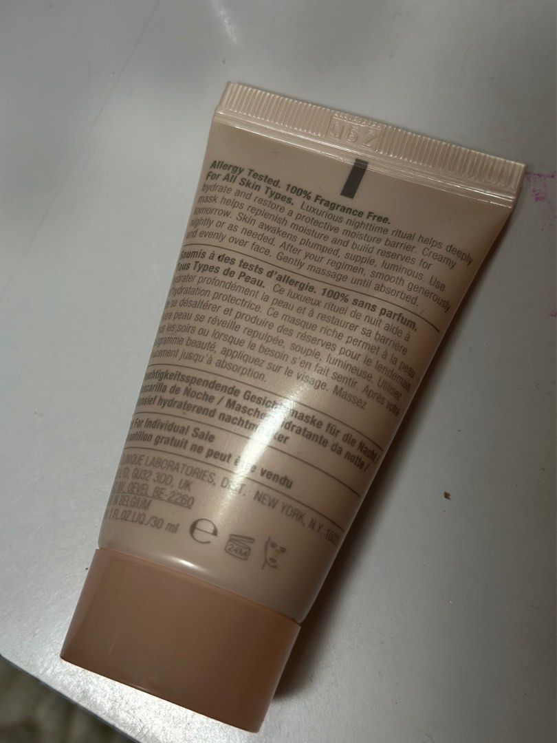 Clinique Moisture Surge Overnight Mask (Category: Face Care) located in Cebu City. Submitted by cmyett (Listing ID 1416818054, Image 2). Description: .