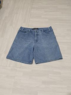 (Category: ) located in . Submitted by threezythrift (Listing ID 1416667476, Image 1). Description: .