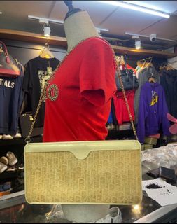(Category: ) located in . Submitted by brand.selection (Listing ID 1416669572, Image 1). Description: .