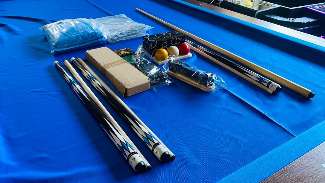 DREAMS Carom Billiard Table (Category: Billiards and Bowling) located in Quezon City. Submitted by wrbreyestrading (Listing ID 1416648400, Image 2). Description: DREAMS Carom Billiard Table Features: Standard size: 2900mm*1650mm*830mm(or 840mm) Slate: 2.5 cm thickness natural slate Handrail: Natural import high solid wood Legs material: Solid wood Cushion: High elastic rubber cushion Cloth: 75% wool For inquiries, message me directly. We accept C