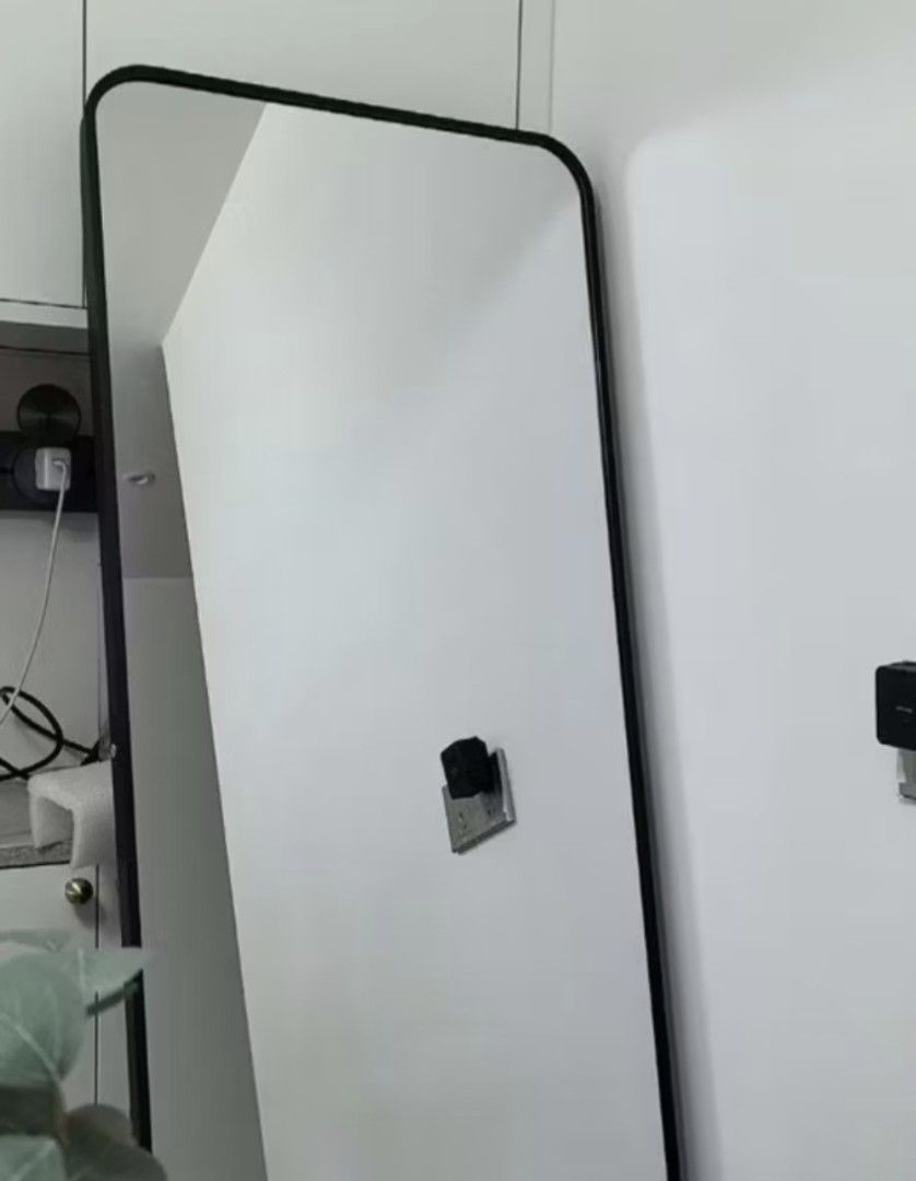 Full Length Mirror with Black / White Frame.. Cod . SAMEDAY DELIVERY ✅️ (Category: Mirrors) located in Manila. Submitted by juliemarce22943 (Listing ID 1416722033, Image 3). Description: Stylish full-length mirror with a sleek black/White frame. The mirror has rounded corners and a rectangular shape. It's perfect for bedrooms, living rooms, or entryways. The mirror provides a clear reflection and can be leaned against a wall or mounted. It's a gr