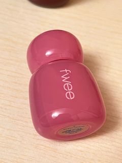 （分類：）位於 。 由 esme_huang 提交（商品編號 1416819001，圖片 1）。簡介： 。