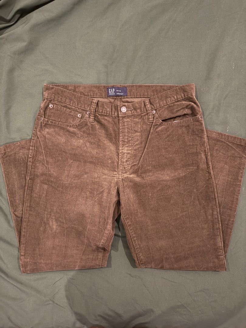 Gap Corduroy Straight Pants (Category: Chinos) located in Pasig City. Submitted by jfc108 (Listing ID 1416790497, Image 1). Description: Gap Corduroy Pants Straight Fit Size: 34x32.