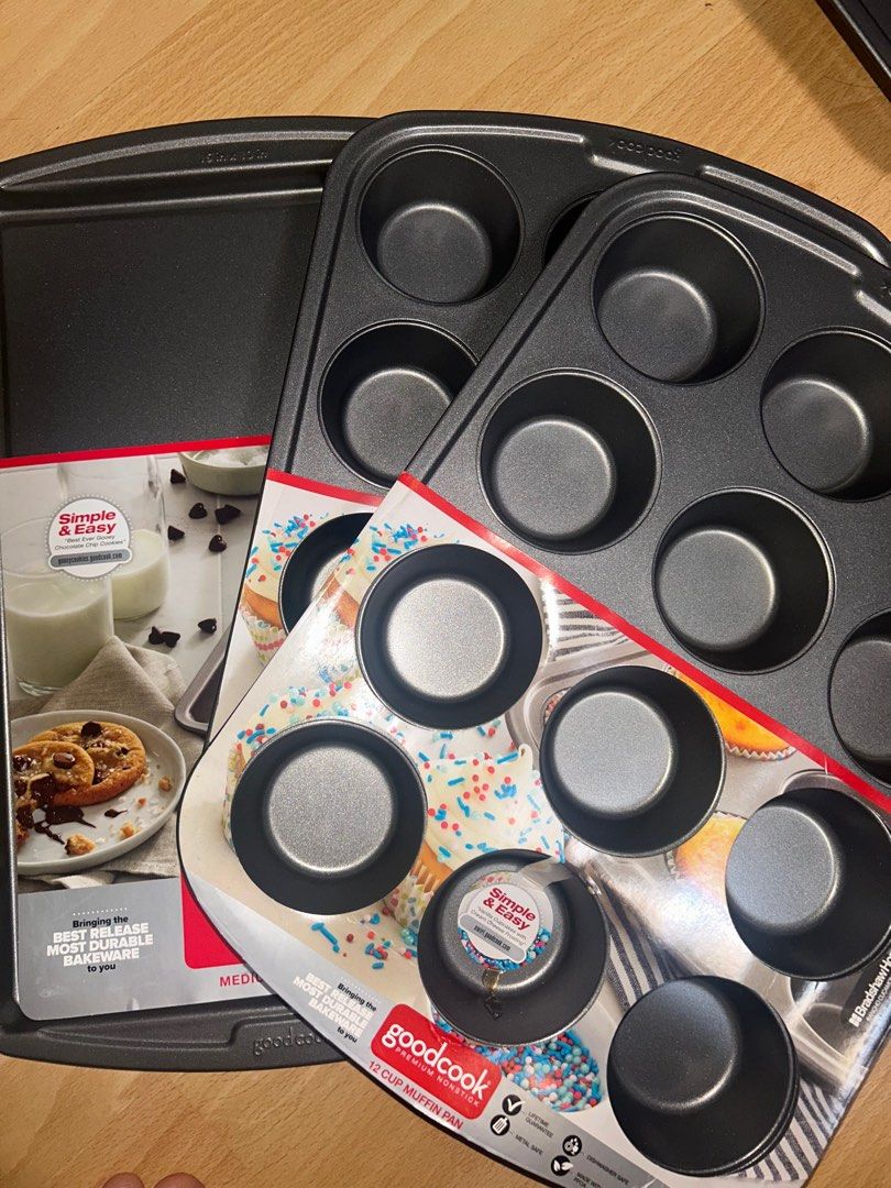 GoodCook Nonstick Muffin Pan and Cookie Sheet Set (Category: Cookware & Accessories) located in Makati City. Submitted by monoeraser_ (Listing ID 1416732772, Image 1). Description: Goodcook Pans Get all for ₱1,000 • 2 12 cup muffin pan • 1 15inx10in cookie pan.