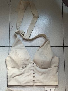 (Category: ) located in . Submitted by bndthetrnd (Listing ID 1416709818, Image 1). Description: .