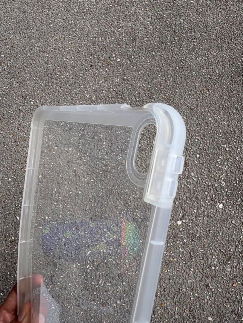 iPad 10/11 Case (Category: Cases & Sleeves) located in San Fernando. Submitted by houseof_jj (Listing ID 1416696096, Image 3). Description: NEW.