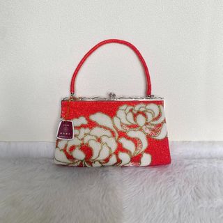 (Category: ) located in . Submitted by posh_avenue888 (Listing ID 1416711723, Image 1). Description: .