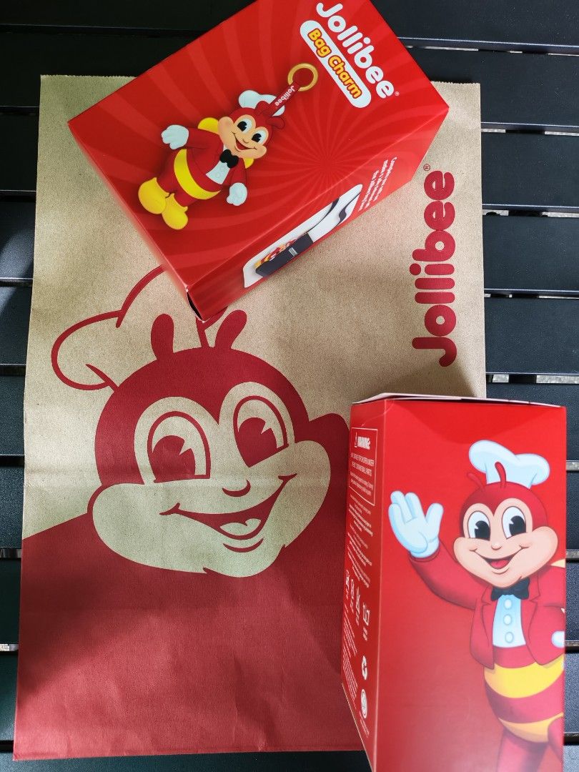 Jollibee Bag Charm (Category: Character Goods) located in Quezon City. Submitted by danilo.danilo4 (Listing ID 1416654587, Image 2). Description: - Authentic Jollibee Bag Charm - Brand new, in original packaging - Features the beloved Jollibee mascot - Charm design: Red box with Jollibee logo and "Bag Charm" text - Charm itself: 3D Jollibee figure.
