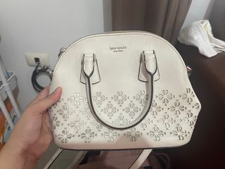 (Category: ) located in . Submitted by yourclozetph (Listing ID 1416714911, Image 1). Description: .