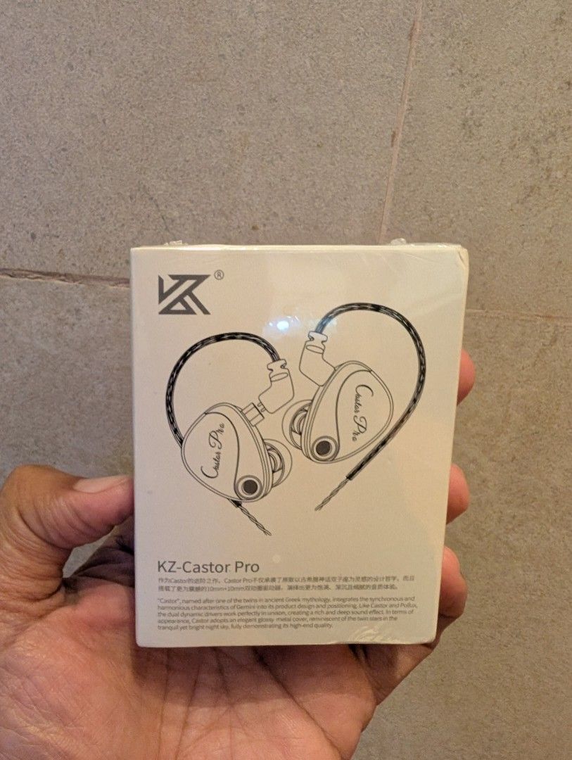 KZ Castor Pro earphones (Category: Earphones) located in Quezon City. Submitted by unboxingtito (Listing ID 1416825844, Image 1). Description: Brand new and sealed .
