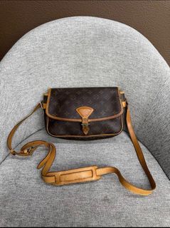 （分類：）位於 。 由 luxuryking. 提交（商品編號 1416818166，圖片 1）。簡介： 。