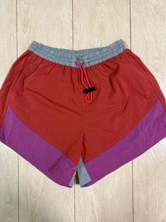 （分類：）位於 。 由 queenog 提交（商品編號 1416738045，圖片 1）。簡介： 。