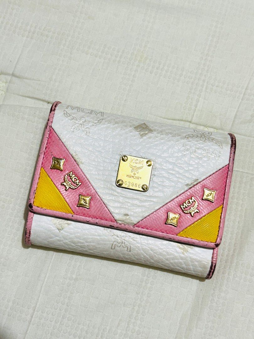 MCM TRIFOLD WALLET (Category: Luxury Bags & Wallets) located in San Jose. Submitted by arianecald10996 (Listing ID 1416644080, Image 1). Description: Used- As Is.