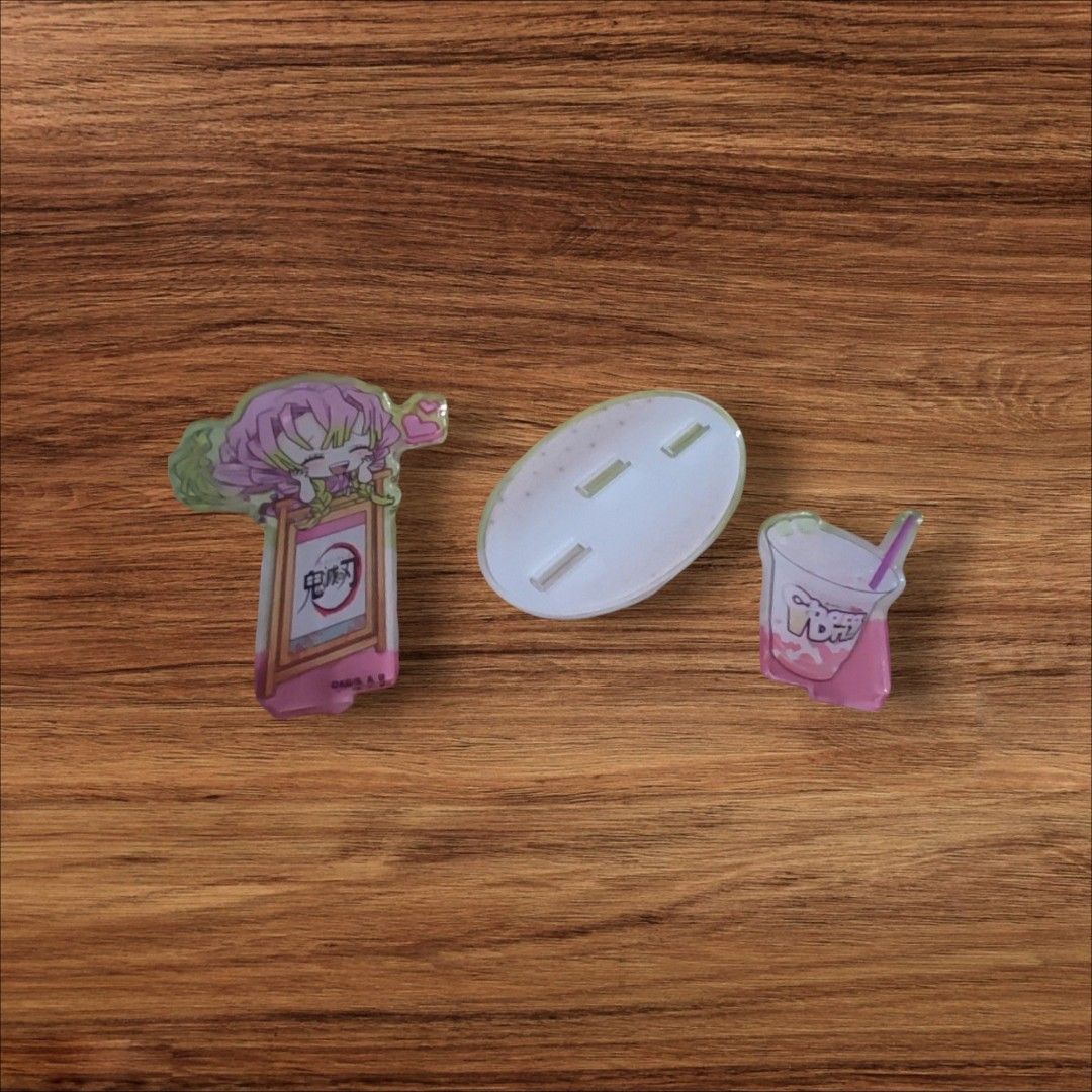 Mitsuri Kanroji Acrylic Standee (Category: Character Goods) located in Mandaluyong City. Submitted by Cathcathcath (Listing ID 1349852743, Image 2). Description: Mitsuri Kanroji – Acrylic Standee (Official) ₱200 – Like New 🖼 Official acrylic standee featuring Mitsuri Kanroji ✨ Well kept, excellent condition 🚚 Shipping fee not included.