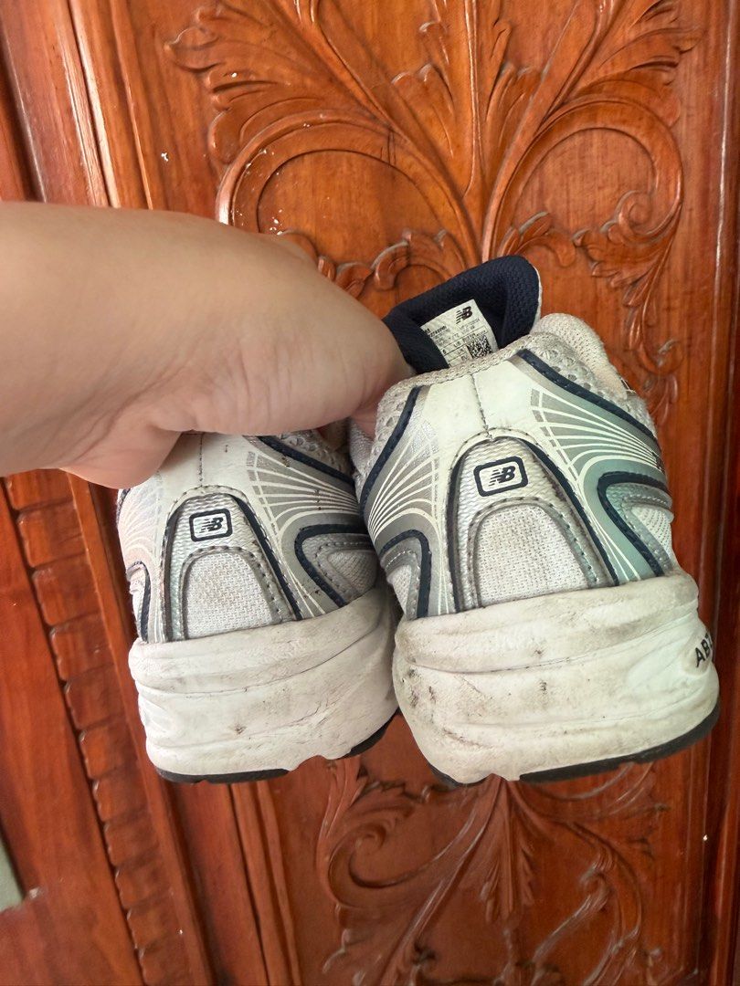 New Balance 1.5y /19.5cm (Category: Babies & Kids Fashion) located in Muntinlupa City. Submitted by mrva.88 (Listing ID 1416650664, Image 3). Description: original from NB footlocker.