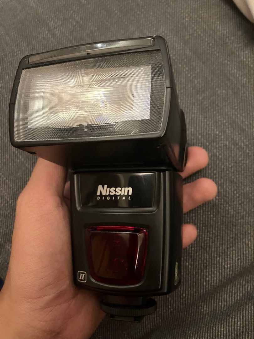 Professional Camera Flash Hotshoe (Category: Flashes) located in Manila. Submitted by super-ron (Listing ID 1416797763, Image 3). Description: Nissin Di622 Mark II Speedlite flash for digital cameras Hot shoe mount ₱3,500 negotiable Shipping to be shouldered by buyer🚚 Meetup Manila Area✅ .