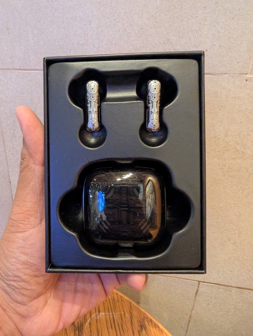 ONIKUMA T1 Bluetooth earphones (Category: Earphones) located in Quezon City. Submitted by unboxingtito (Listing ID 1416829651, Image 3). Description: Brand new and unused .