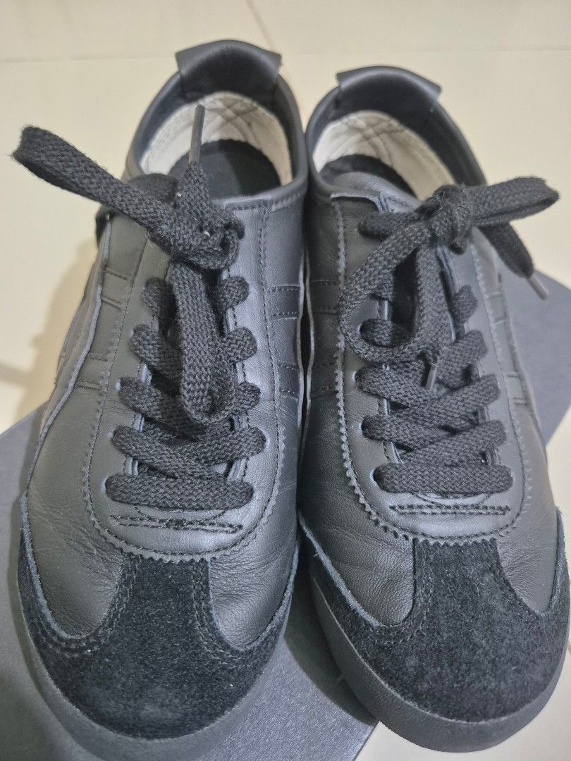 Onitsuka Tiger Mexico 66 Black (Category: Sneakers) located in Manila. Submitted by PIT2007 (Listing ID 1416798501, Image 2). Description: size: 24 Cm 38 Eur 5 1/2 US 4 1/2U K .