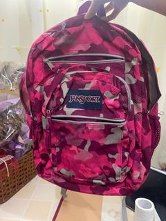 (Category: ) located in . Submitted by cheerryyb (Listing ID 1416745187, Image 1). Description: .
