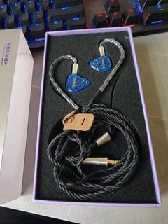 (Category: ) located in . Submitted by rollingtoys (Listing ID 1416713854, Image 1). Description: .