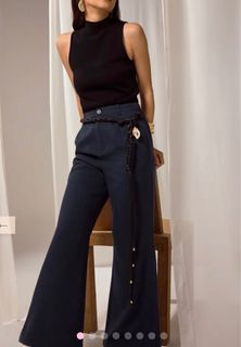 (Category: ) located in . Submitted by shopptillyoudropp (Listing ID 1416742614, Image 1). Description: .