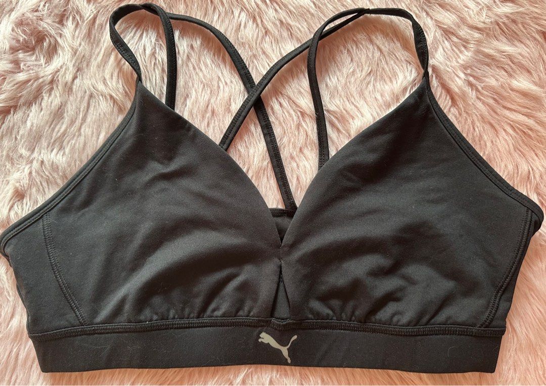 Puma Cloudspun Sports Training Bralette (Category: Activewear) located in Caloocan City. Submitted by jiangshi (Listing ID 1416695343, Image 2). Description: Size L Location: North Caloocan.