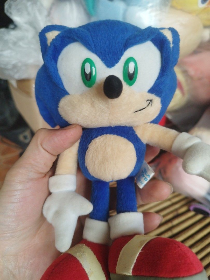 Rare Sonic x 2003 Sega toys (Category: Vintage Collectibles) located in Marikina City. Submitted by chadxiii (Listing ID 1416728161, Image 2). Description: rare Sonic x 2003 Sega toys with issues gcash payments location marikina lalamove or jnt.
